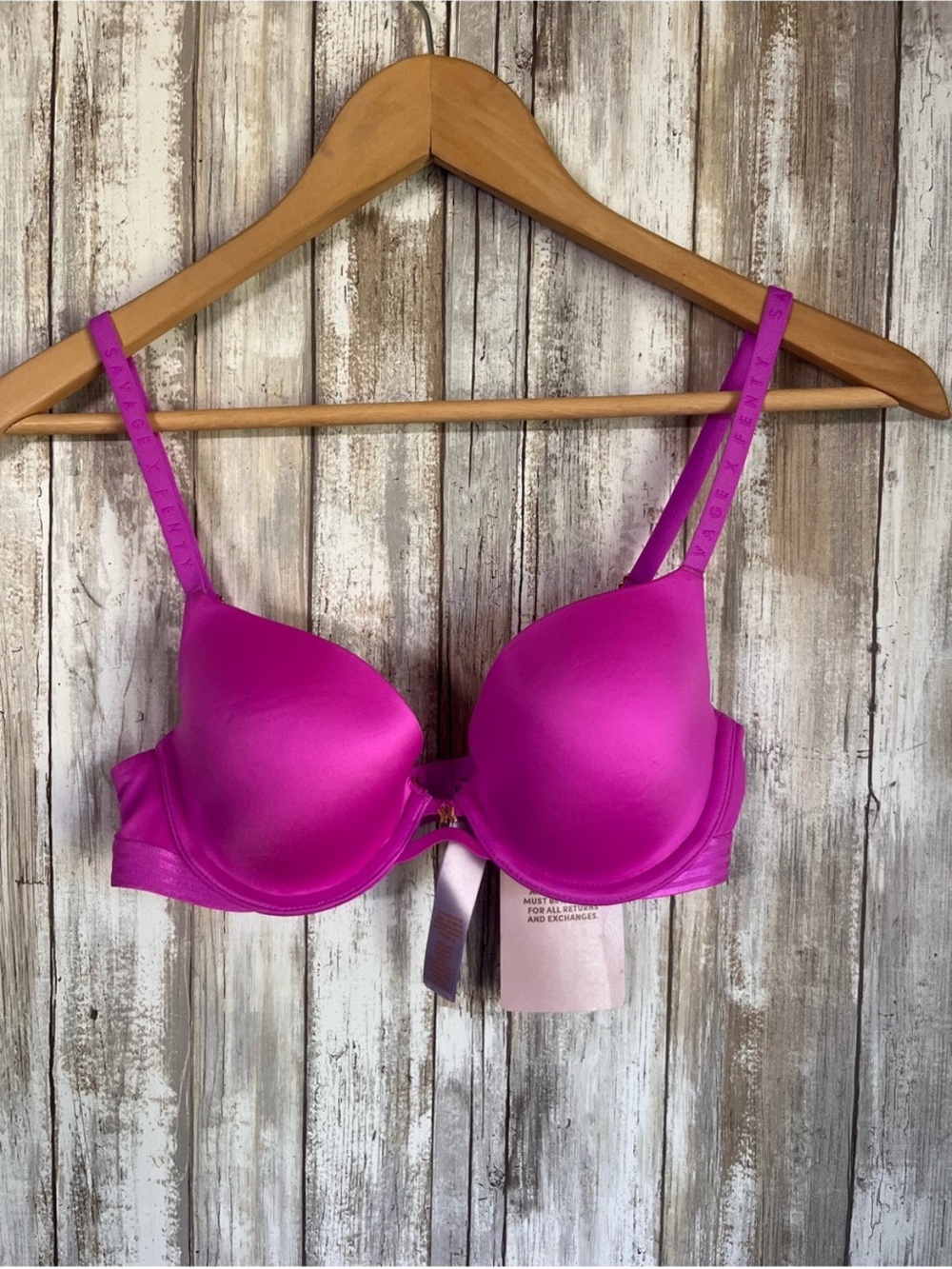NWT Savage X Fenty Microfiber T-Shirt Bra Pink 32B Logo Straps - Picture 2 of 7